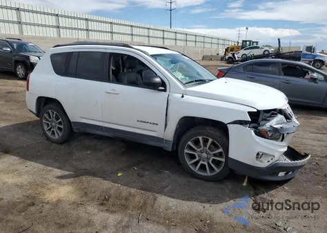 2016 Jeep Compass Sport из США, поврежденный, VIN 1C4NJDBB7GD725574